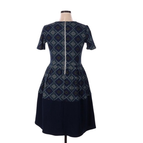 LULAROE size medium navy blue diamond print Amelia dress - Picture 2 of 10
